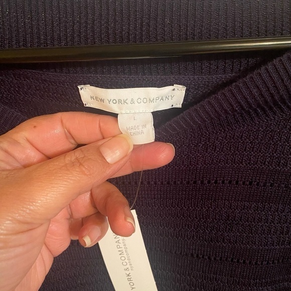 NWT-Yew York Company Navy Blue Sweater - Picture 4 of 5